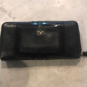 DVF black zip around wallet